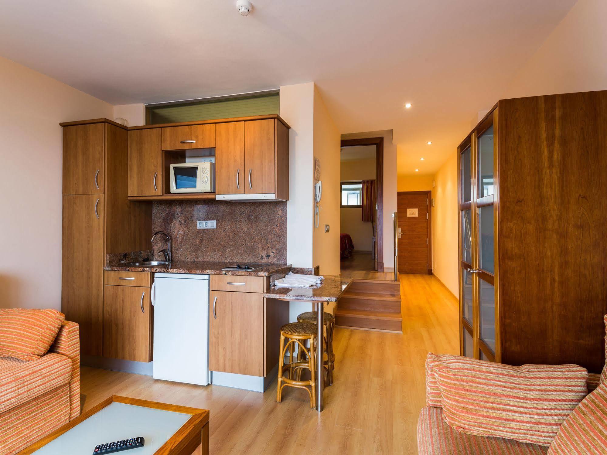 Apartamentos Astuy Isla Exterior photo